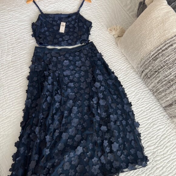NWT Anthropologie & Eva Franco Mesh Navy Petal Top & Skirt Set - Picture 4 of 6
